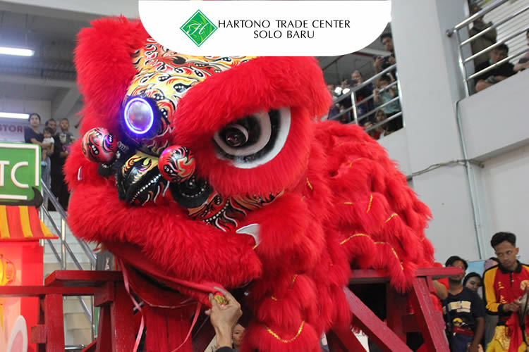 HTC-Event Barongsai sebagai perayaan Imlek Hibur Pengunjung Hartono Trade Center 2